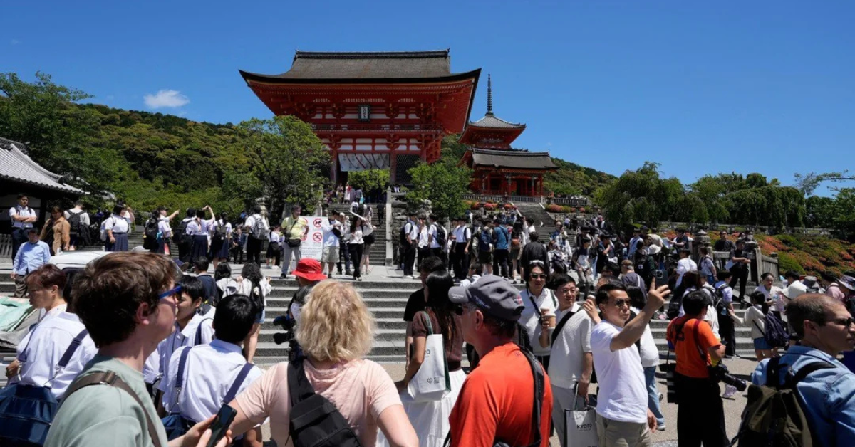 レディット で共有される日本旅行のヒントと体験談：未来の旅行者に役立つ情報