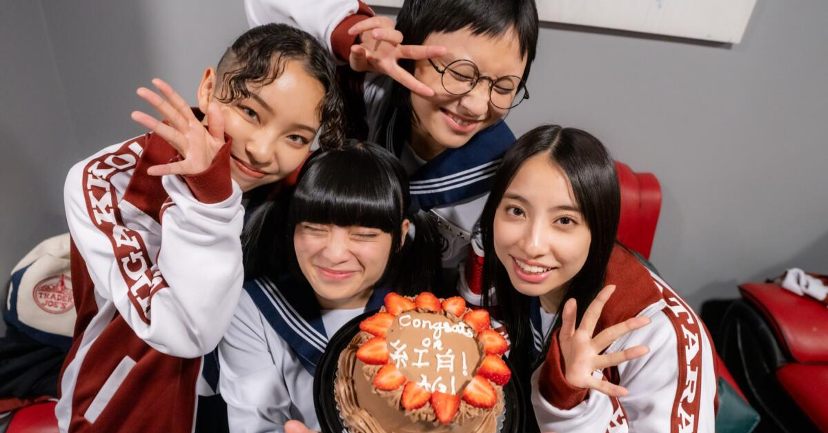 新しい学校のリーダーズ「紅白歌合戦」出場候補に浮上！世界的人気の高まりが話題に